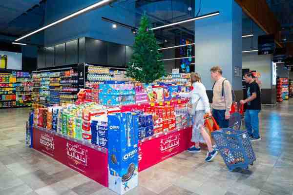 Christmas Shopping Peaks Across UAE Markets